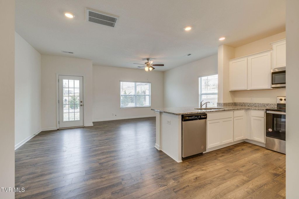 Photo of 22 Moon Rock Court, Johnson City, TN 37615 (MLS # 9990605)