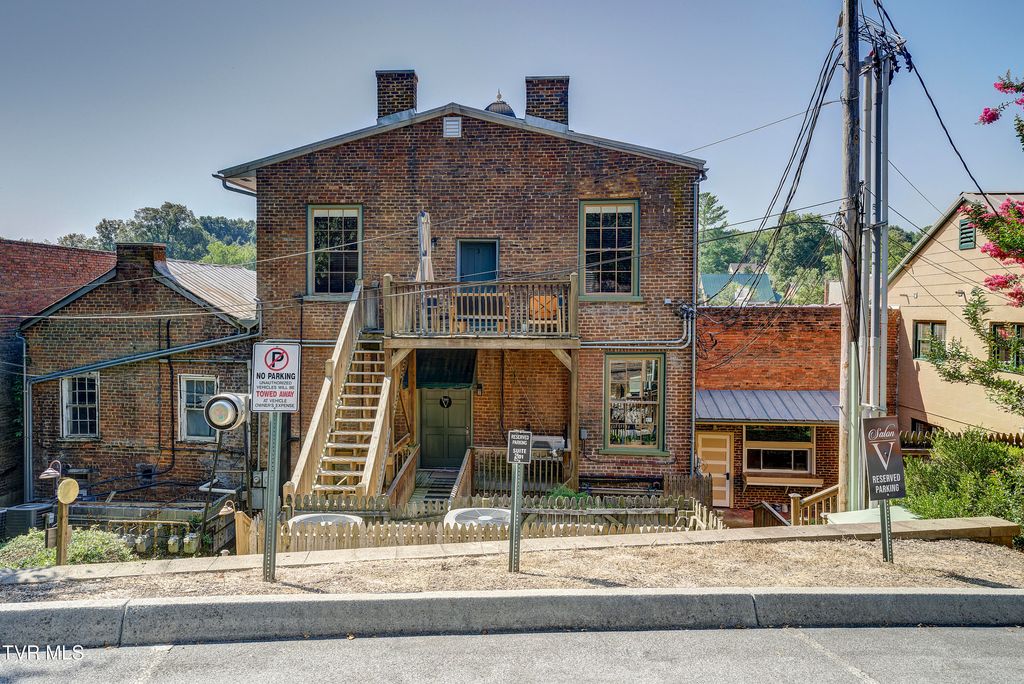 Photo of 109 Main Street #Ste 301, Jonesborough, TN 37659 (MLS # 9985742)