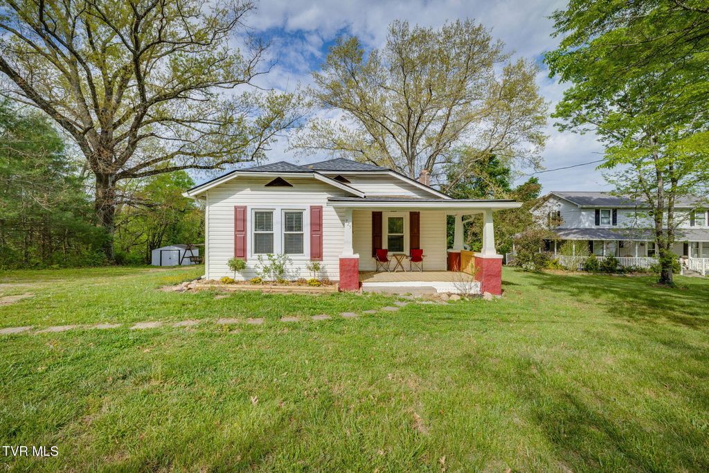 Photo of 225 Washington College Station, Limestone, TN 37681 (MLS # 9993902)