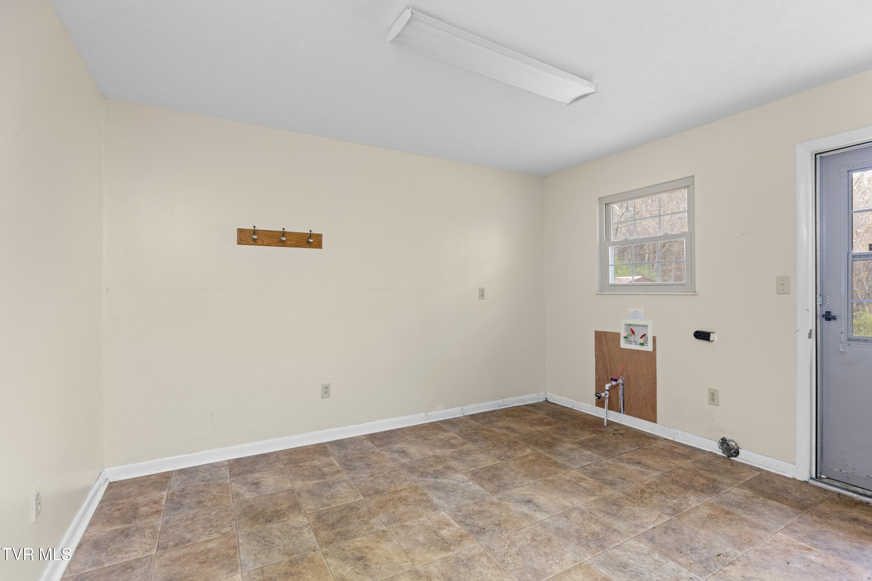 550 Jones Road, Sneedville, Tennessee image 12