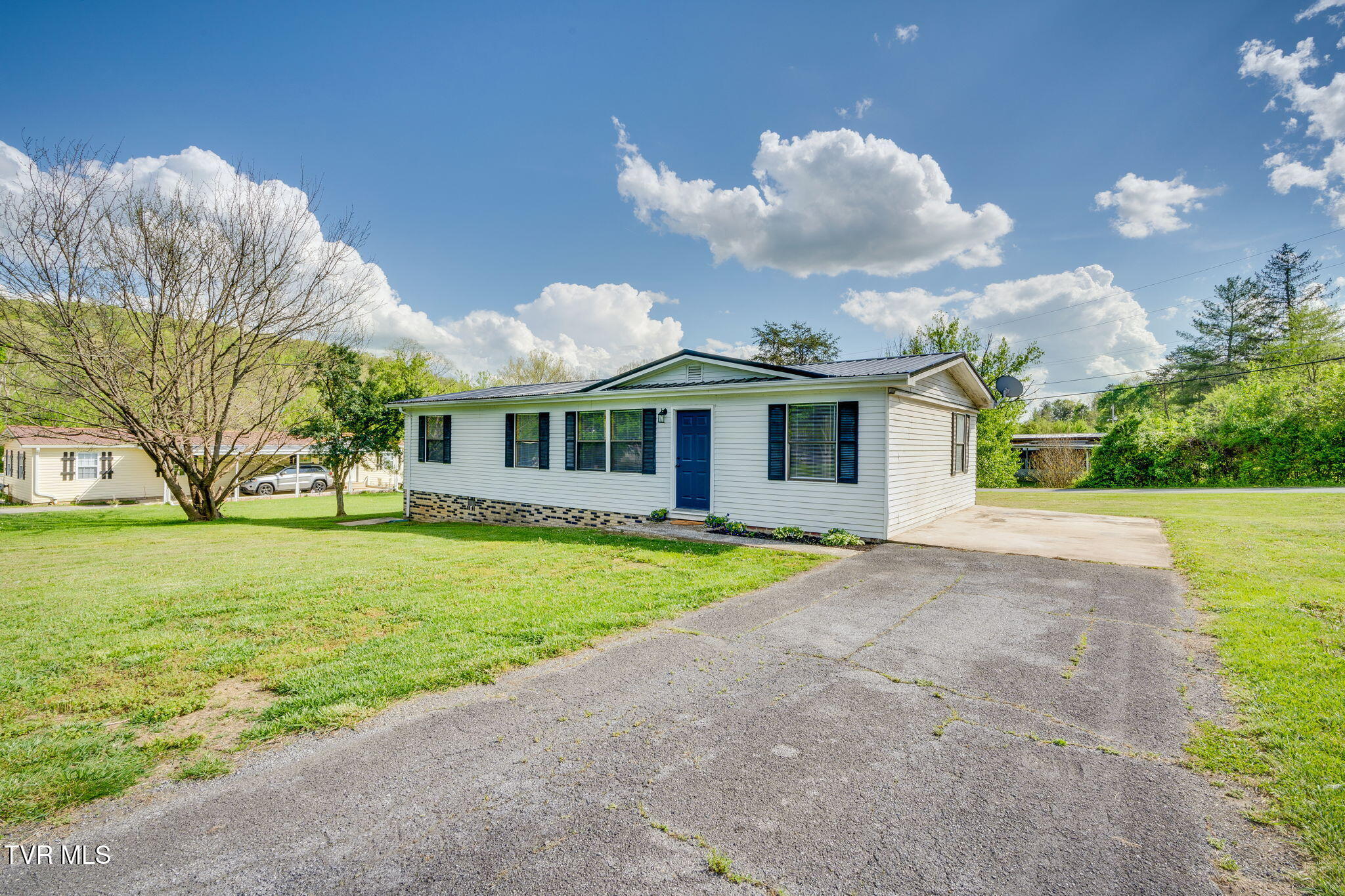 302 Calumet Court, Kingsport, Tennessee image 2