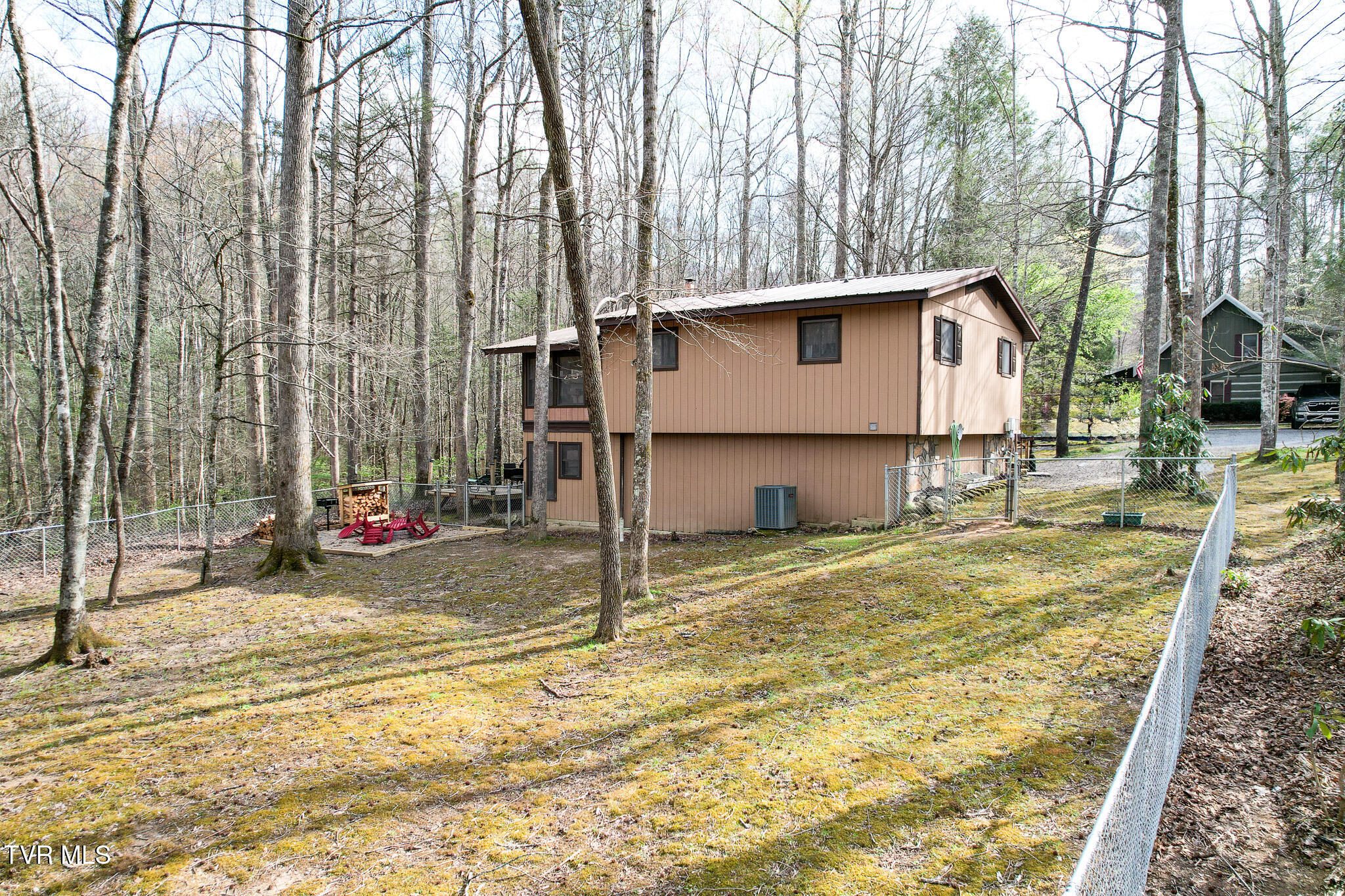 120 Misty Lane, Cosby, Tennessee image 32