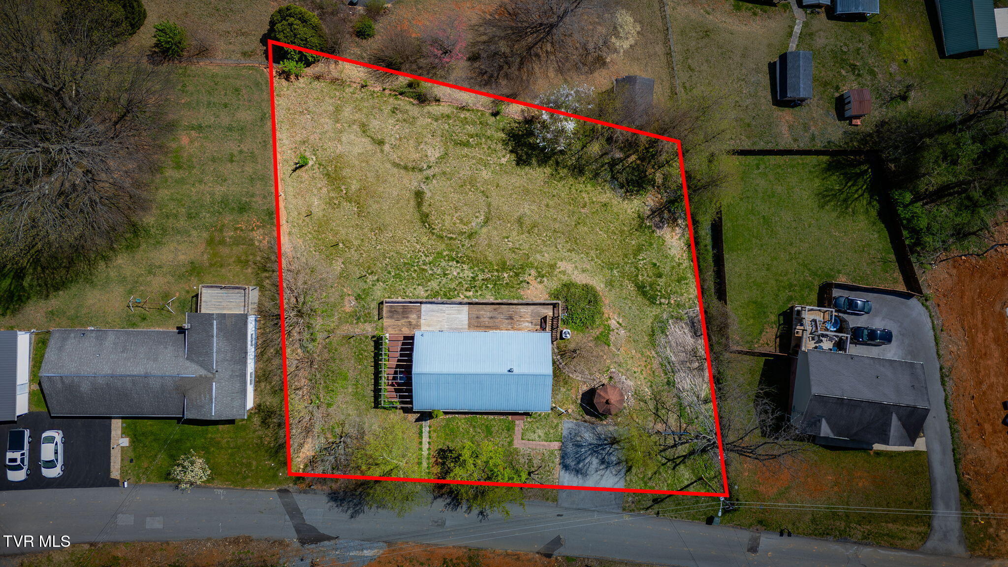 224 Old Siam Road, Elizabethton, Tennessee image 3
