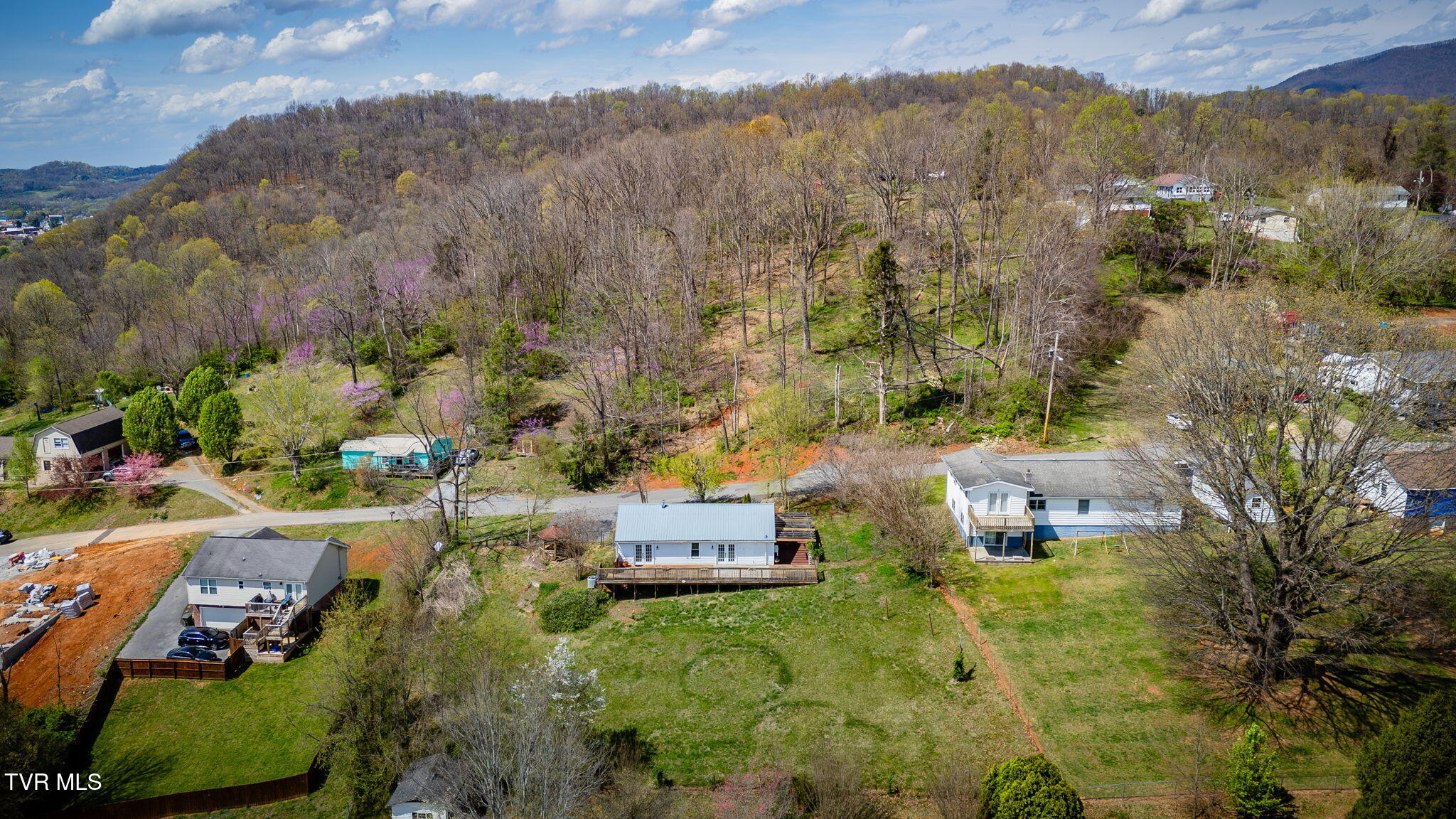 224 Old Siam Road, Elizabethton, Tennessee image 29
