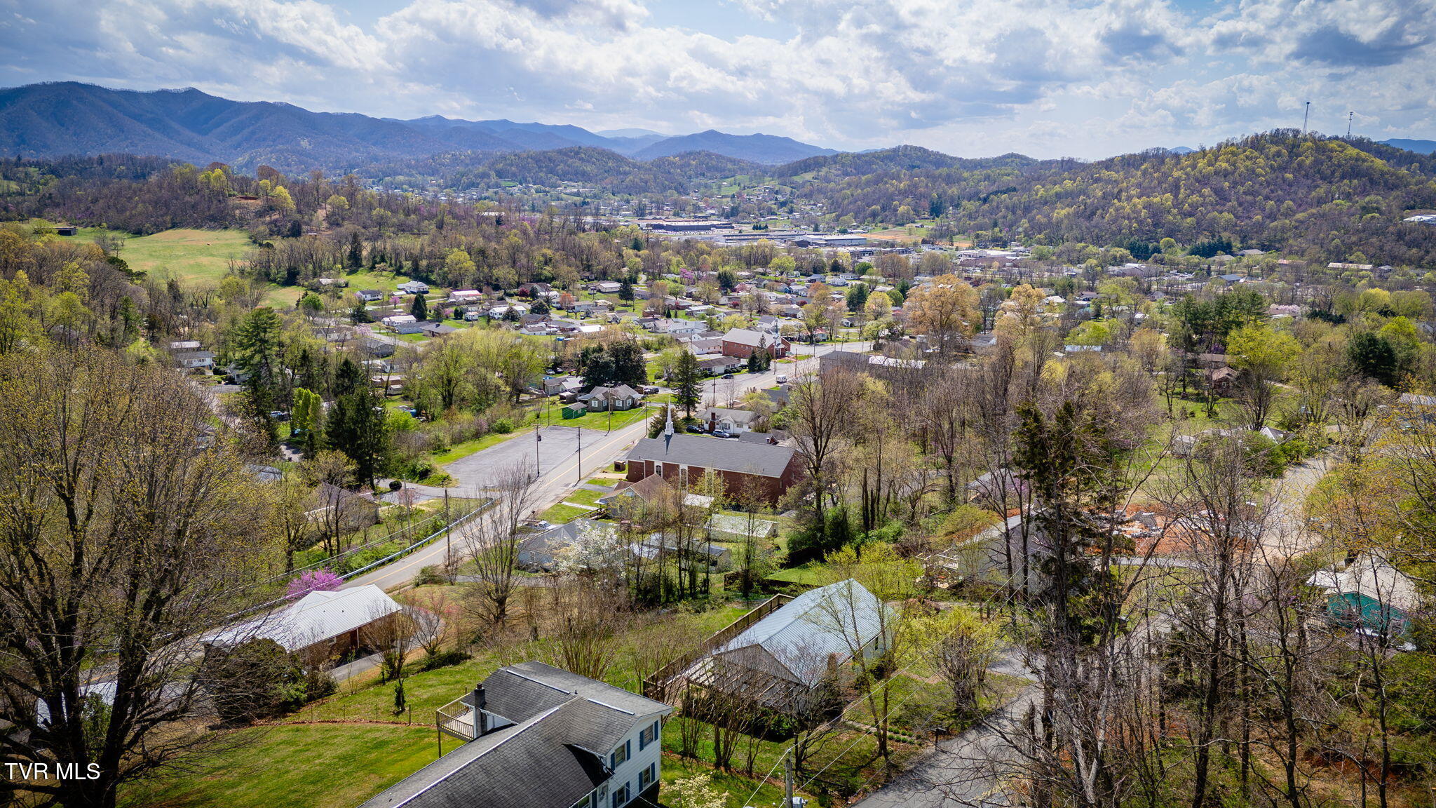 224 Old Siam Road, Elizabethton, Tennessee image 31