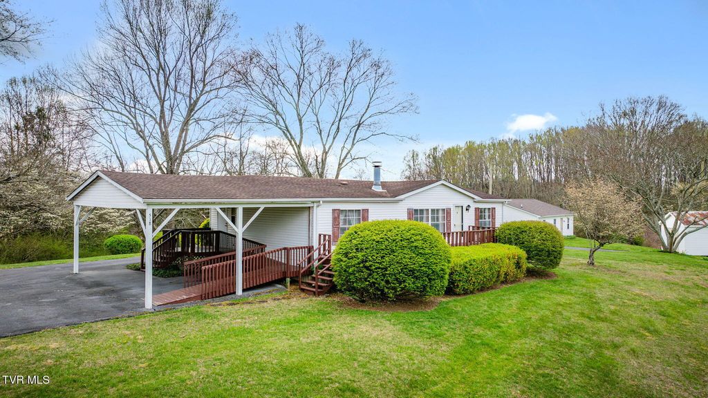 Photo of 518 Kitzmiller Road, Kingsport, TN 37663 (MLS # 9993892)