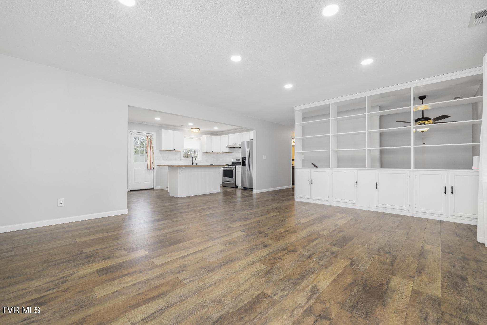 1108 Ridgecrest Road