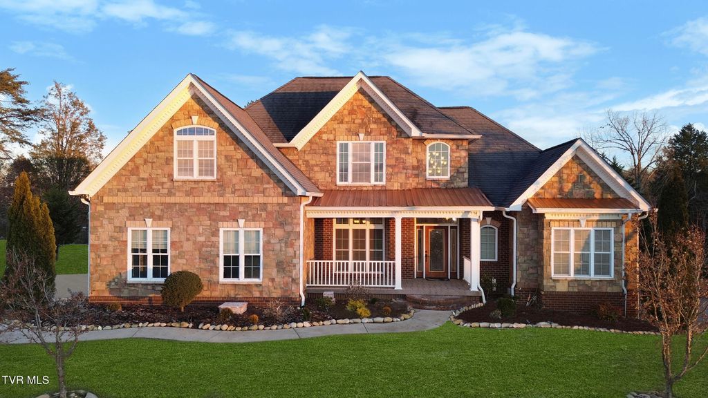 Photo of 5220 Aspen Avenue, Morristown, TN 37813 (MLS # 9986811)