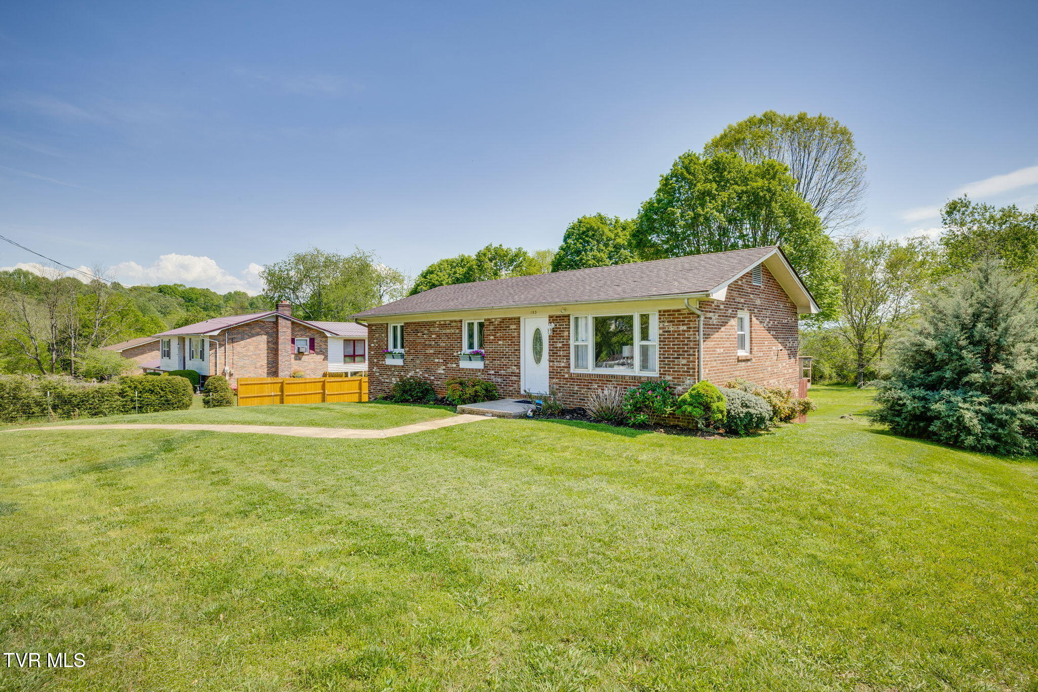 153 Brethren Church Drive, Jonesborough, Tennessee image 2