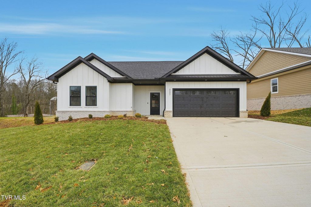 Photo of 337 Ty'S Place, Kingsport, TN 37663 (MLS # 9989530)