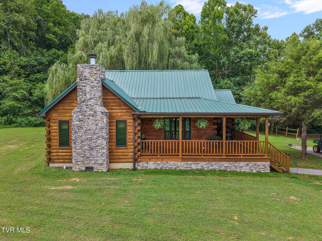 Photo of 604610 Spears Dykes Road, Greeneville, TN 37745 (MLS # 9998005)