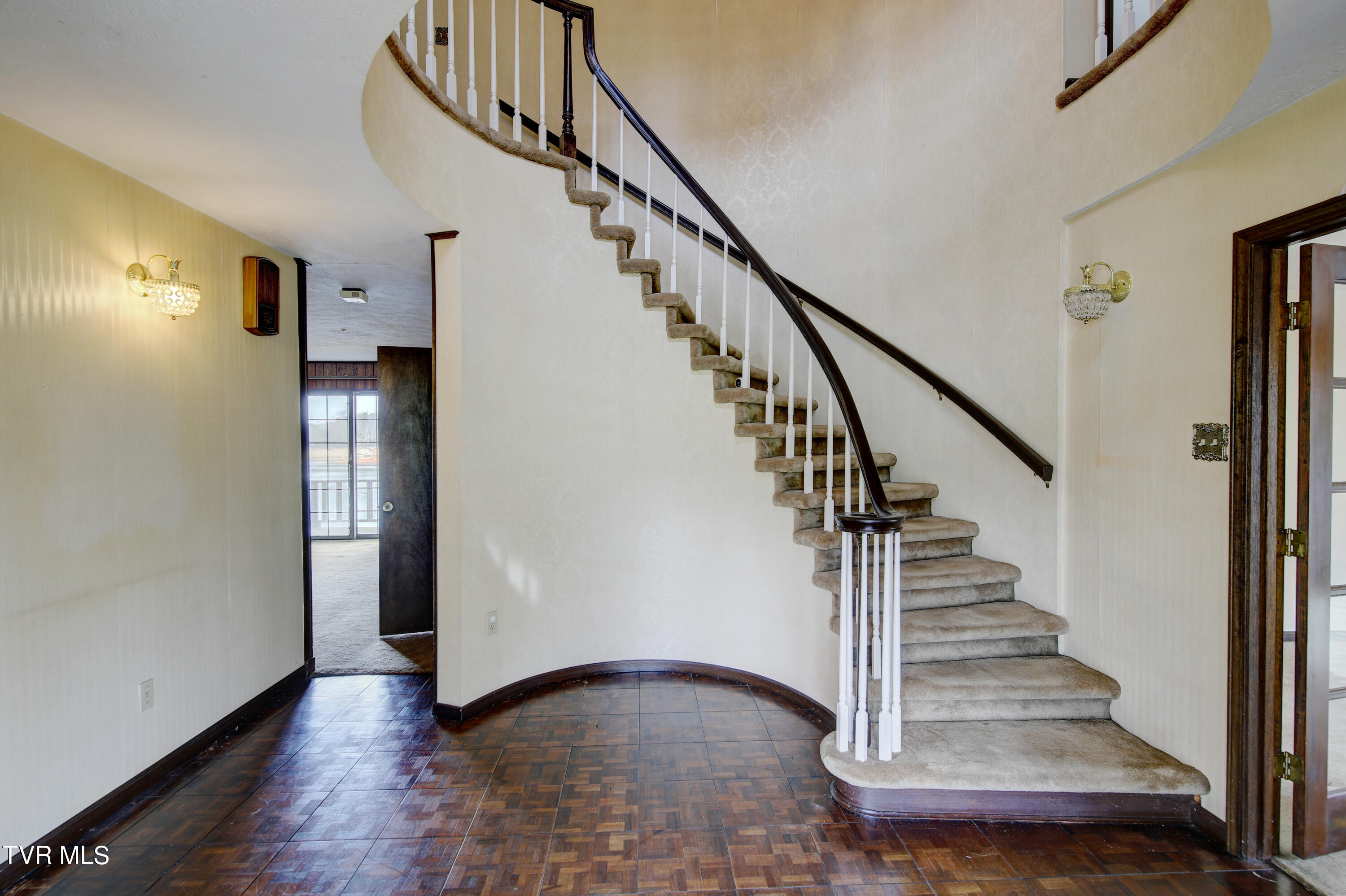 848 Navajo Drive, Jefferson City, Tennessee image 3