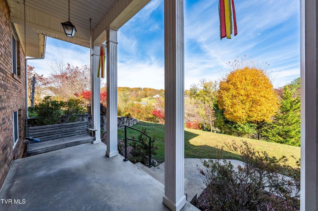 Photo of 313 Milburn Avenue, Kingsport, TN 37660 (MLS # 9988132)