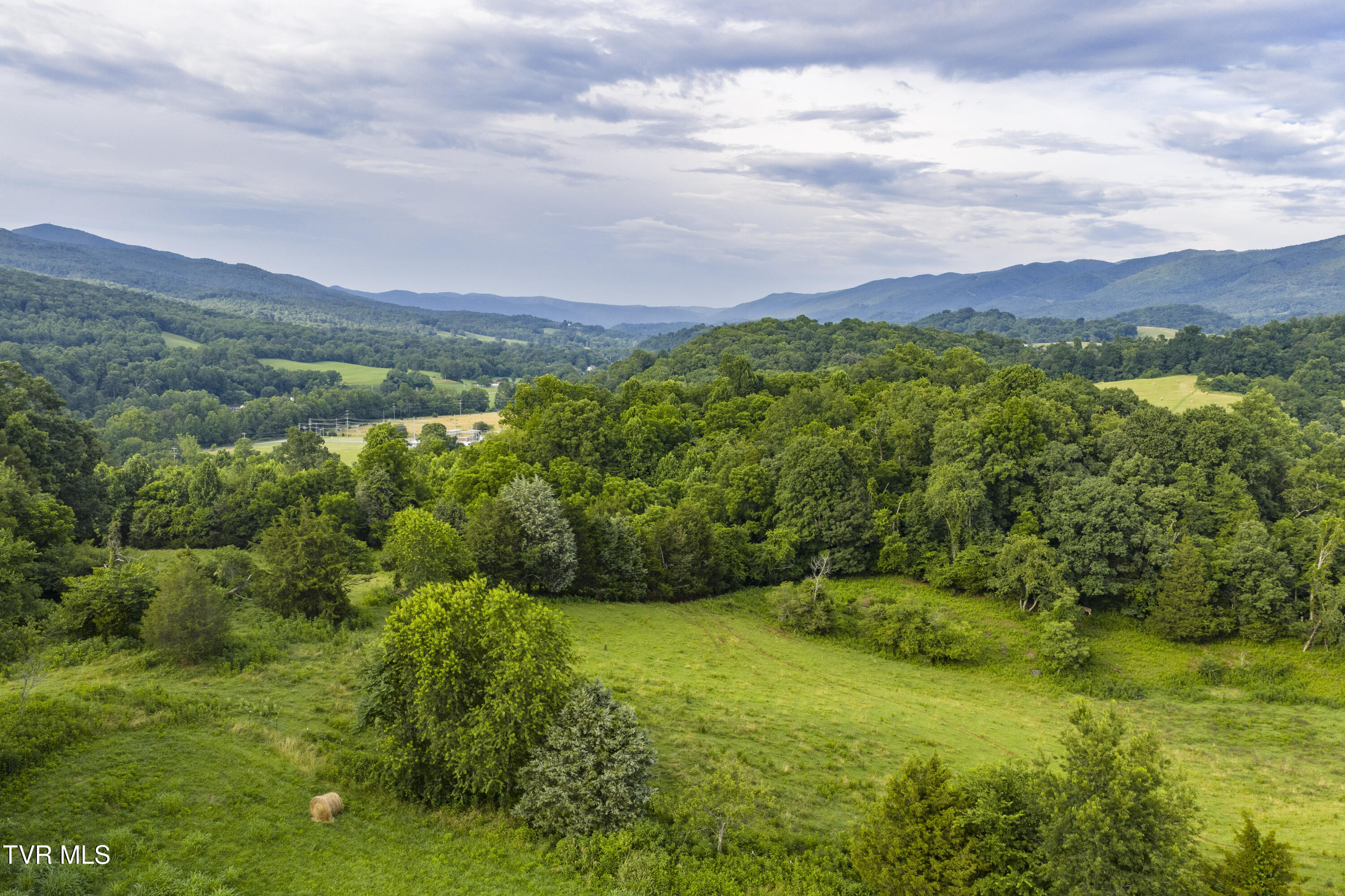 855 Willow Springs Road