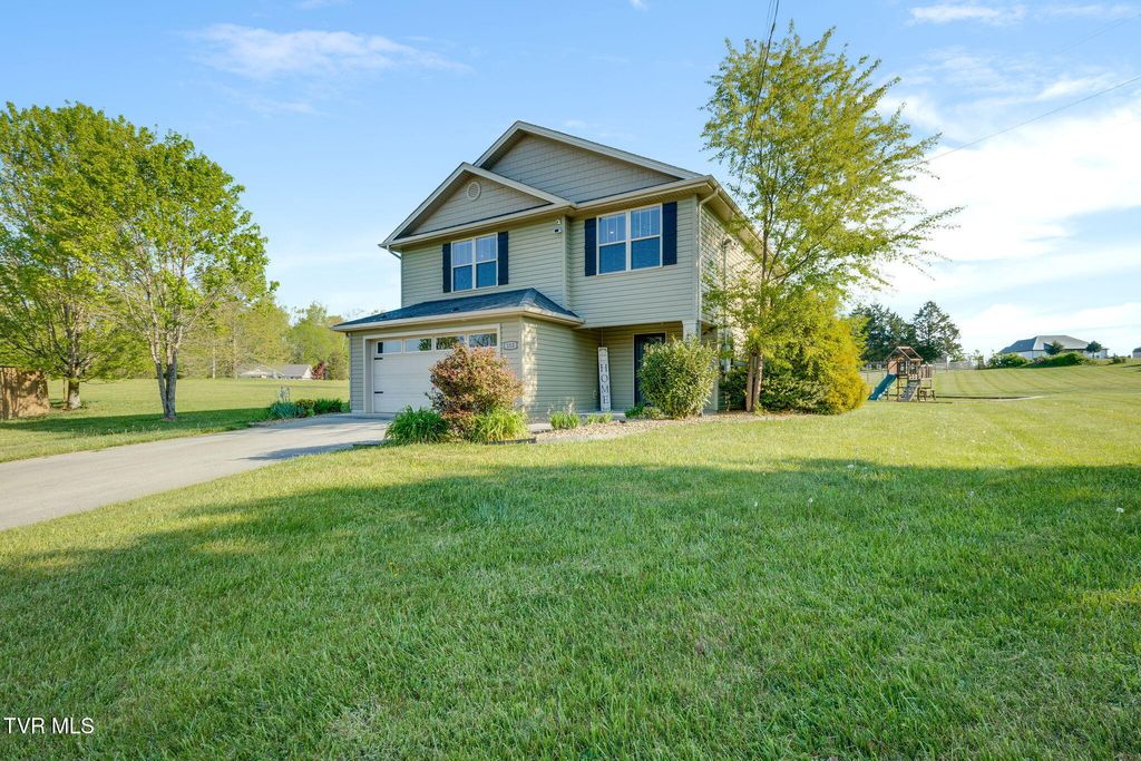 Photo of 113 Waverly Court, Jonesborough, TN 37659 (MLS # 9994022)