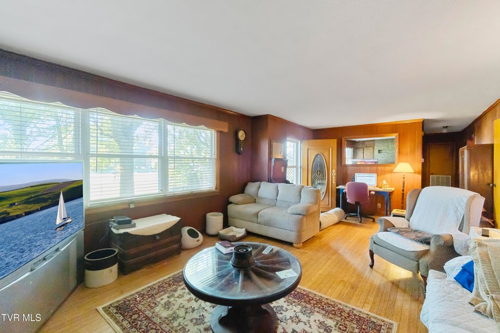 Photo of 6525 Andrew Johnson Highway, Afton, TN 37616 (MLS # 9986146)