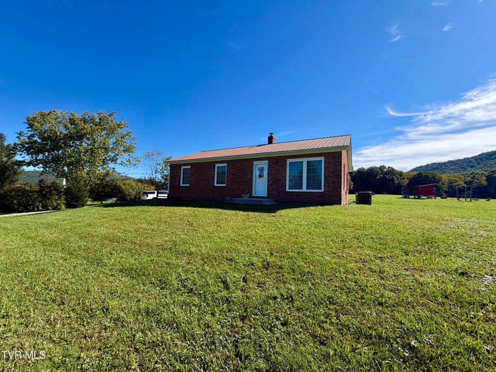 Photo of 455 Flatwoods Road, Marion, VA 24354 (MLS # 10002305)