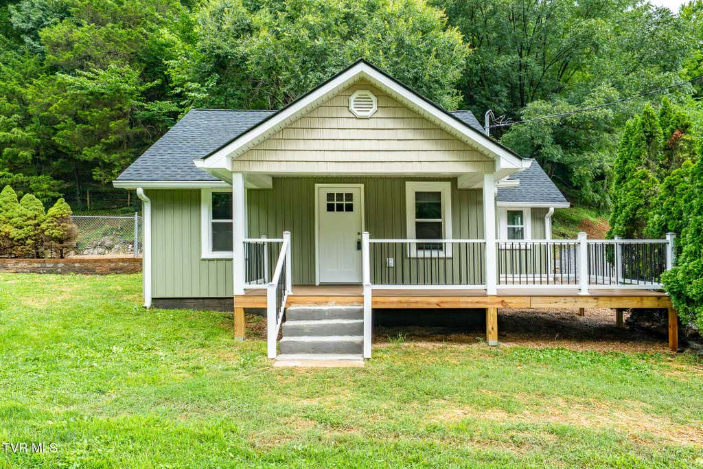 Photo of 200 Coal Chute Road, Elizabethton, TN 37643 (MLS # 9999754)