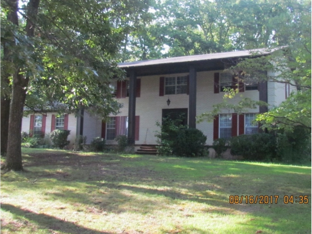 Photo 1 of 17 — 560 COCKE COUNTY Road, Greeneville, TN 37743