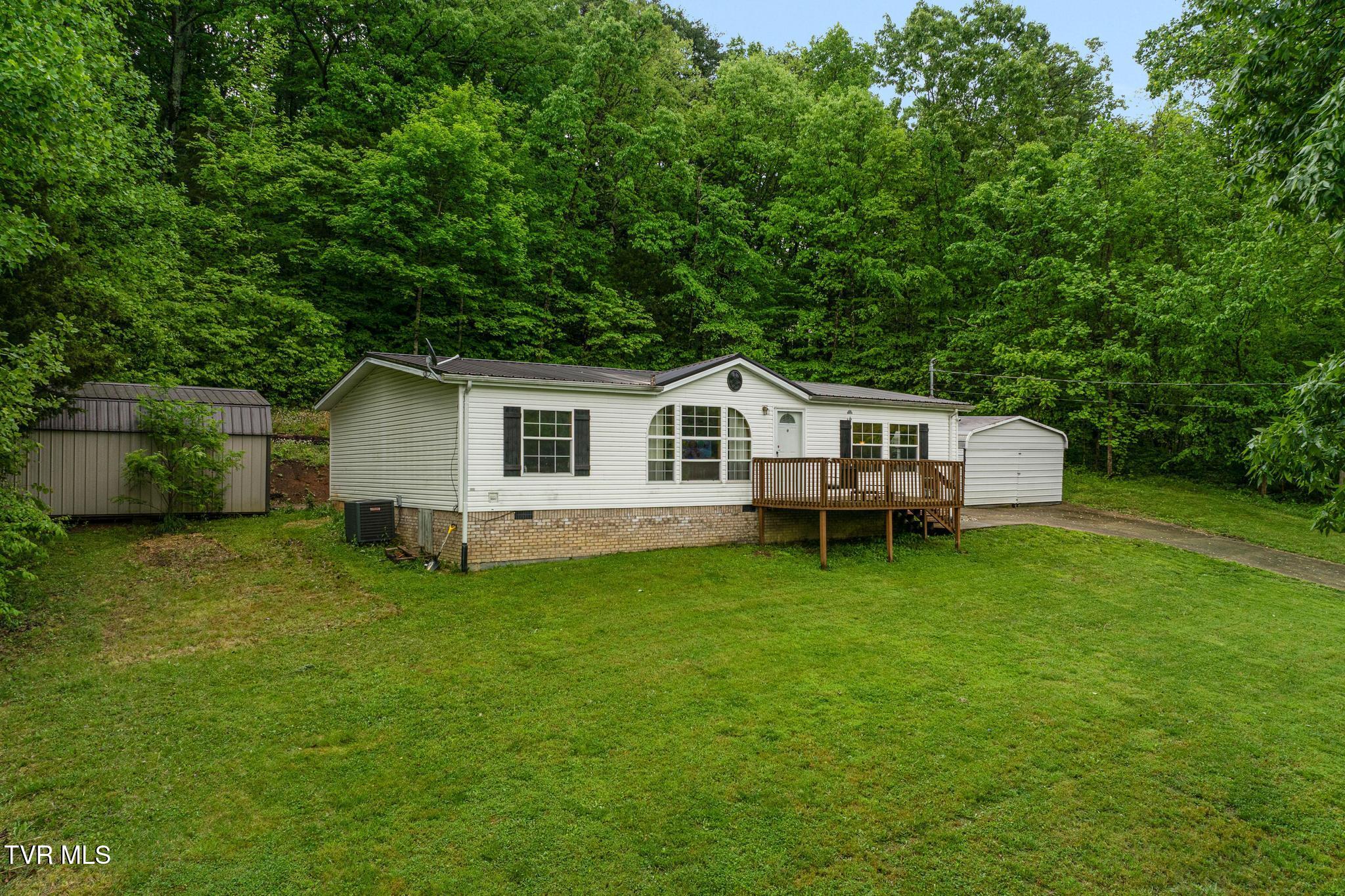 250 Dogwalk Road