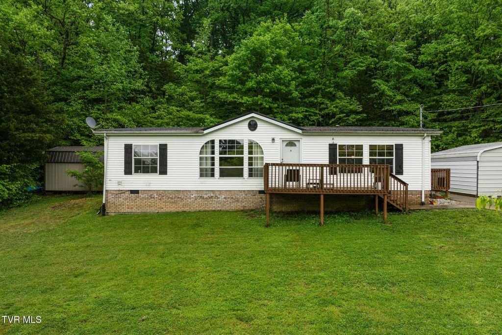 Photo of 250 Dogwalk Road, Greeneville, TN 37745 (MLS # 9994806)