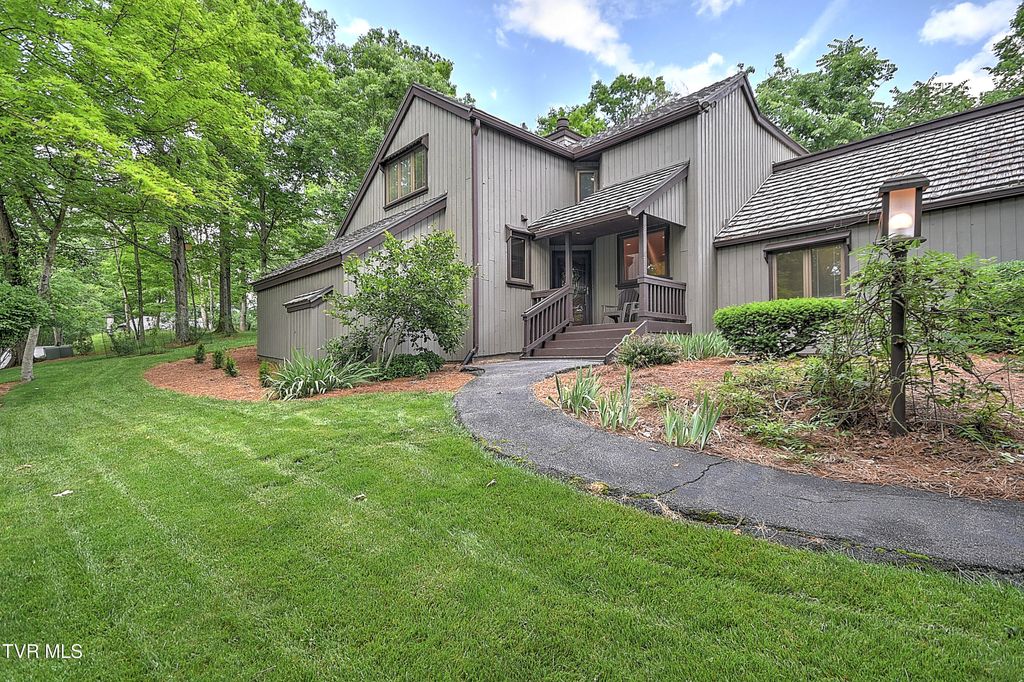 Photo of 45 Grove Hill Road #45, Kingsport, TN 37660 (MLS # 9995927)
