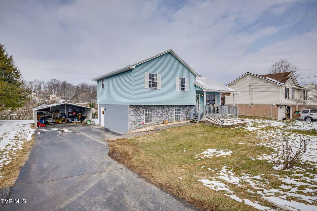 Photo of 1065 Gray Station Road, Gray, TN 37615 (MLS # 9990959)