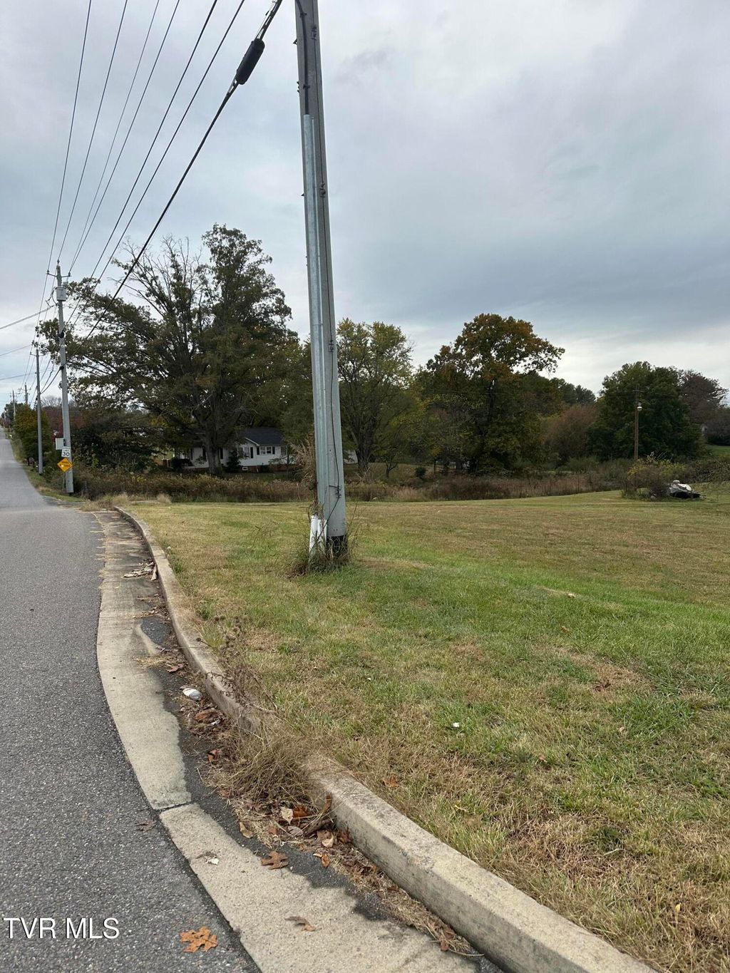 Photo of 5207 Roan Street, Gray, TN 37615 (MLS # 9987697)