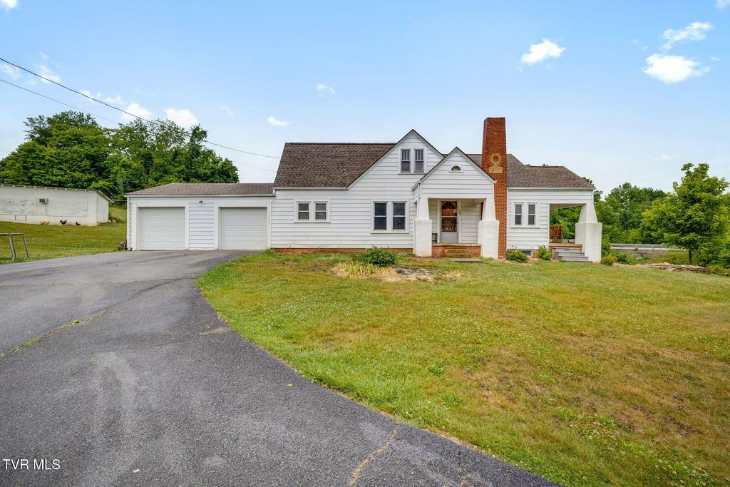 Photo of 104 Pond Springs Road, Kingsport, TN 37664 (MLS # 9995864)