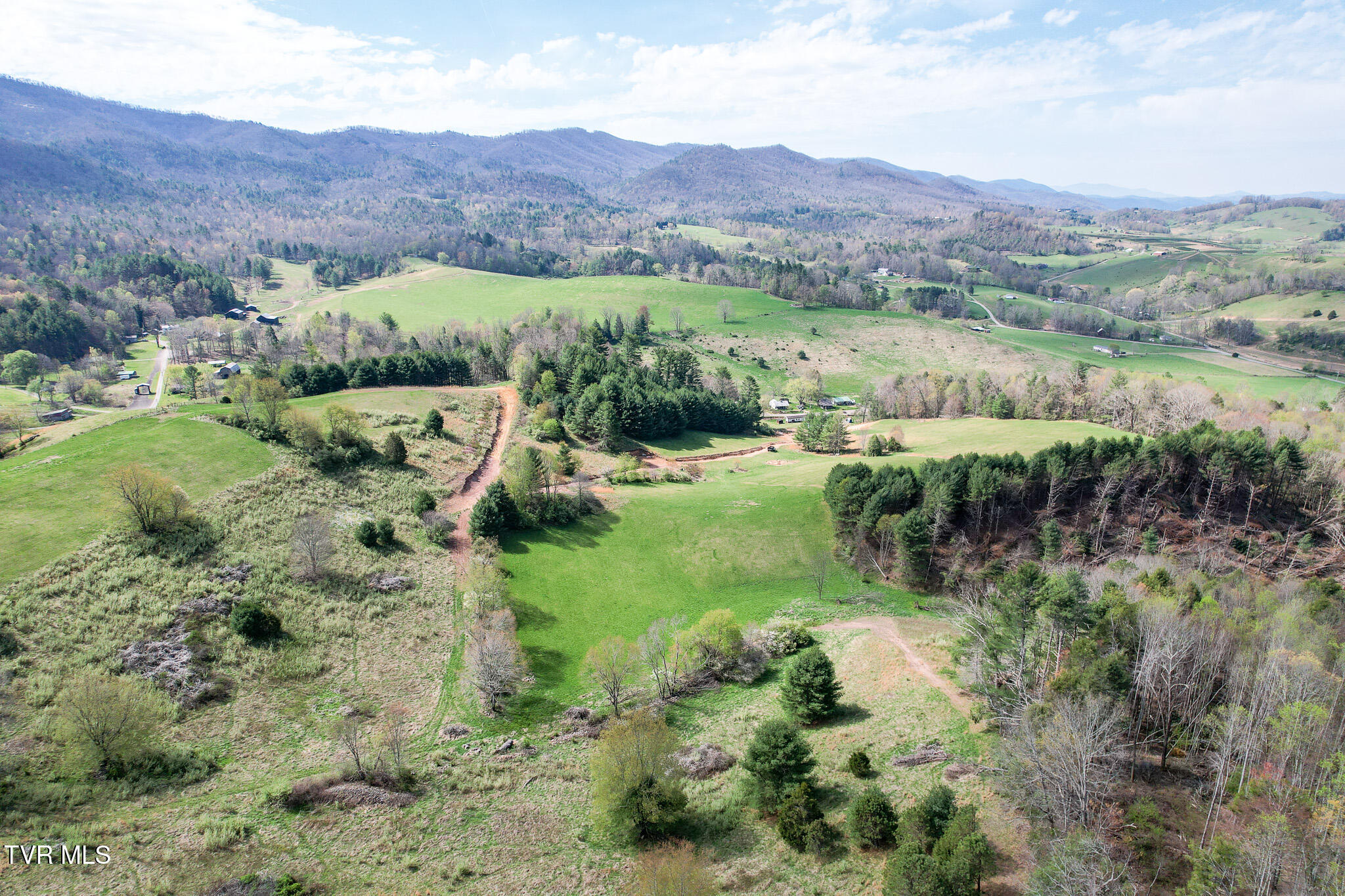 887 Mill Creek Road, Mountain City, Tennessee image 41