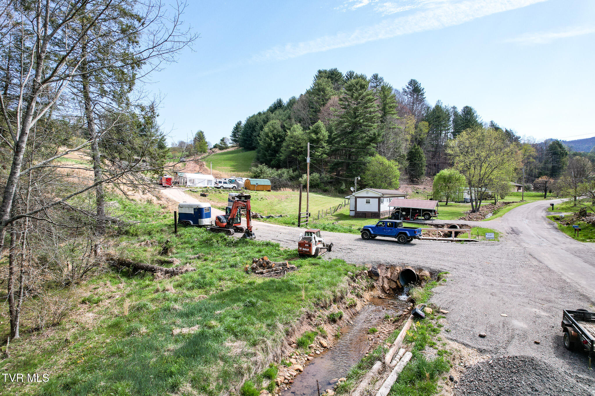 887 Mill Creek Road, Mountain City, Tennessee image 27