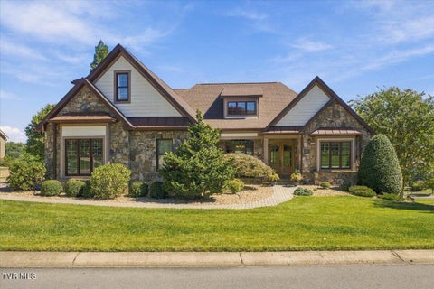 Photo of 2760 Highland Glen Court, Johnson City, TN 37615 (MLS # 10001597)
