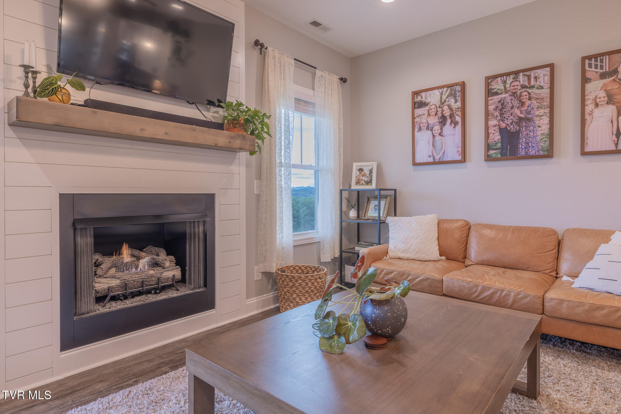 4073 Maize Place, Piney Flats, Tennessee image 13