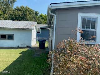 Photo of 922 Robertson Street, Kingsport, TN 37660 (MLS # 10001212)