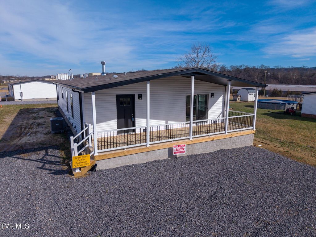 Photo of 112 Shepherd North Drive, Bulls Gap, TN 37711 (MLS # 9989585)