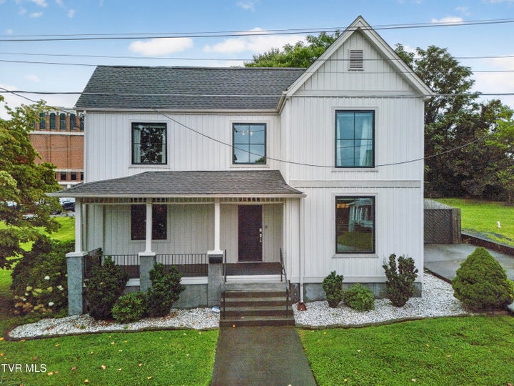 Photo 1 of 100 — 511 Alabama Street, Bristol, TN 37620