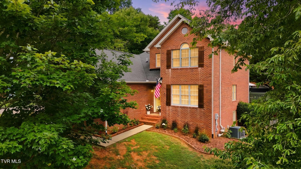 Photo of 1021 Timberidge Trail, Kingsport, TN 37660 (MLS # 9998815)