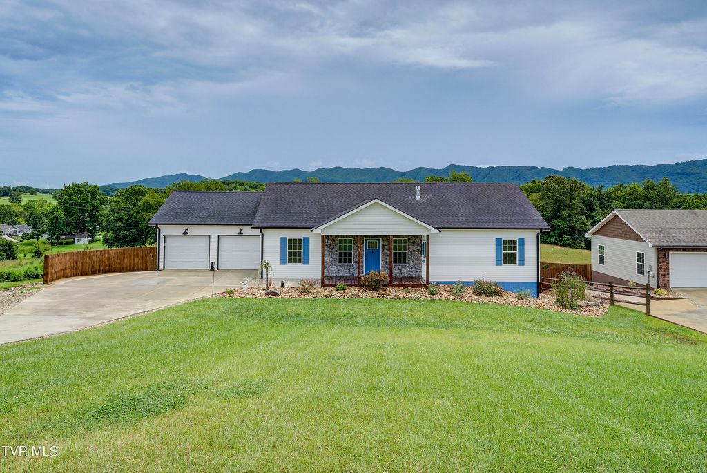 Photo of 674 Old Embreeville Road, Jonesborough, TN 37659 (MLS # 9988838)