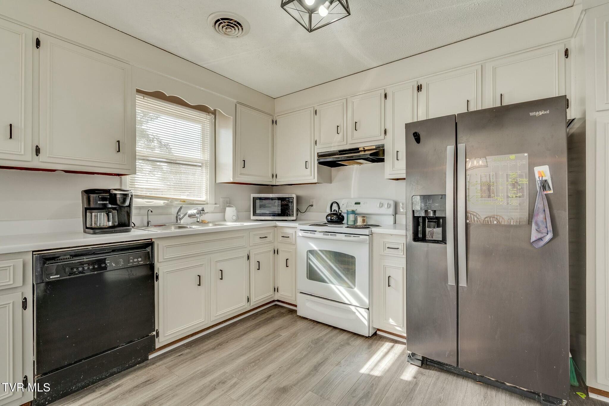 247 Carlton Road, Bristol, Tennessee image 11