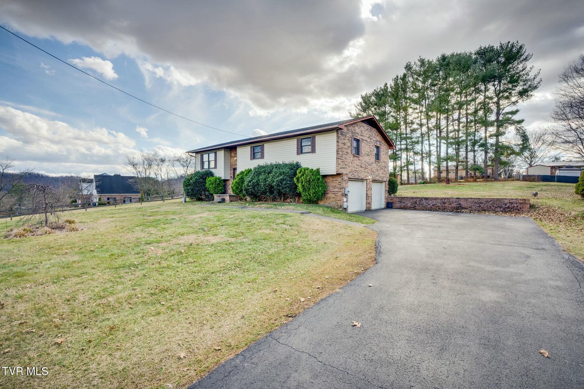 247 Carlton Road, Bristol, Tennessee image 3