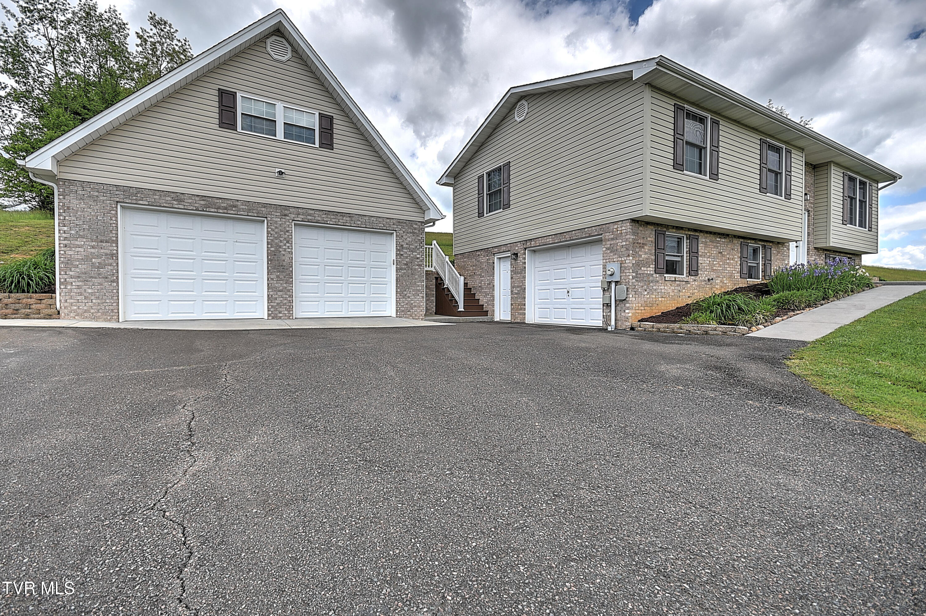 14305 Old Jonesboro Road, Bristol, Virginia image 4
