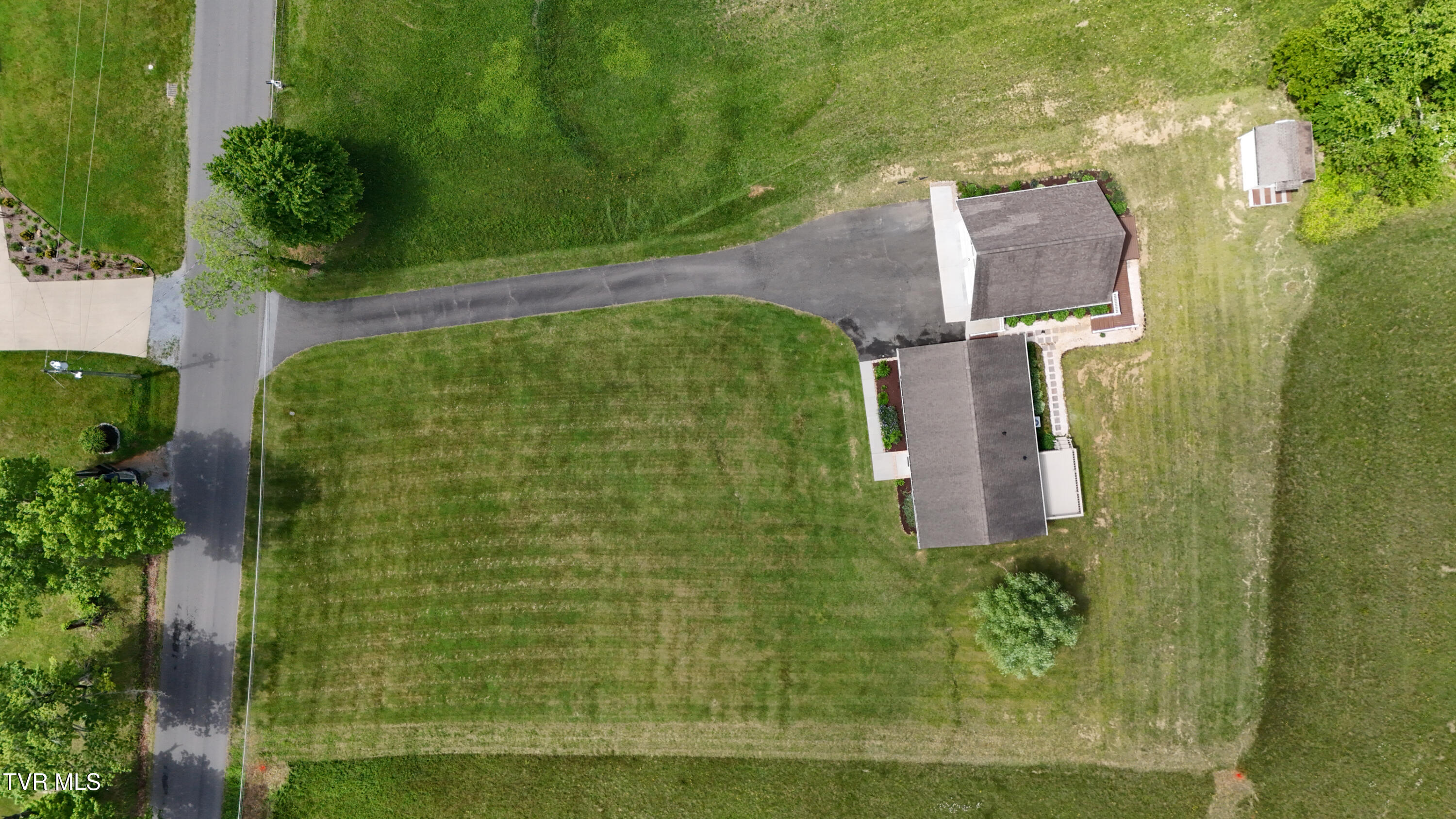 14305 Old Jonesboro Road, Bristol, Virginia image 5