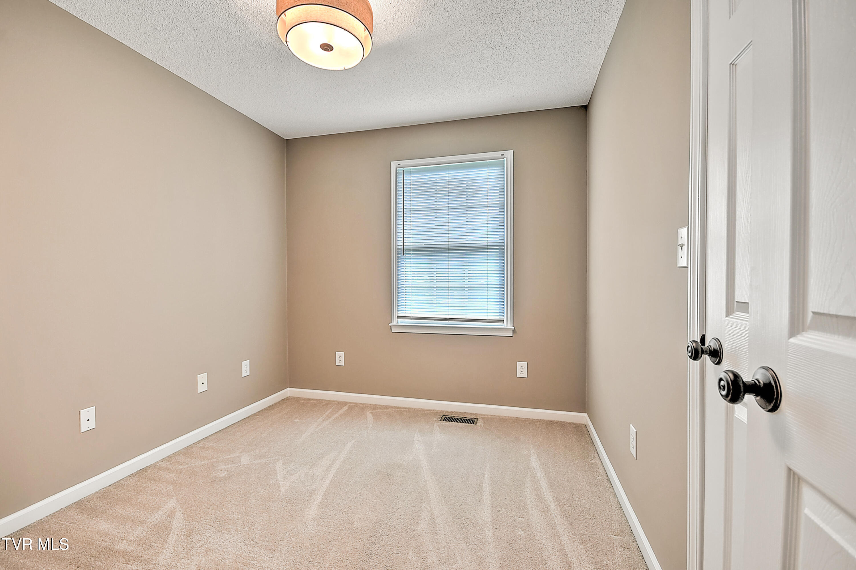14305 Old Jonesboro Road, Bristol, Virginia image 23