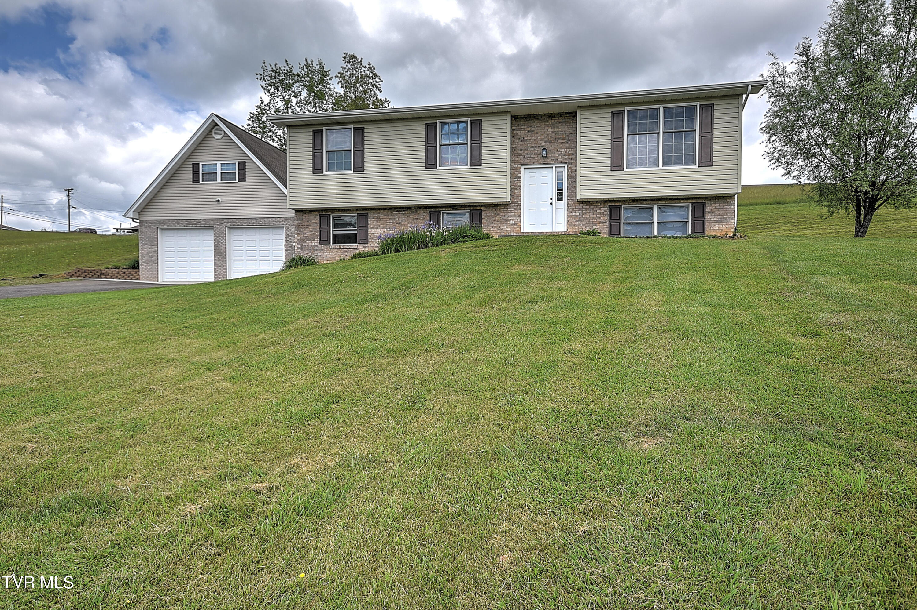 14305 Old Jonesboro Road, Bristol, Virginia image 7