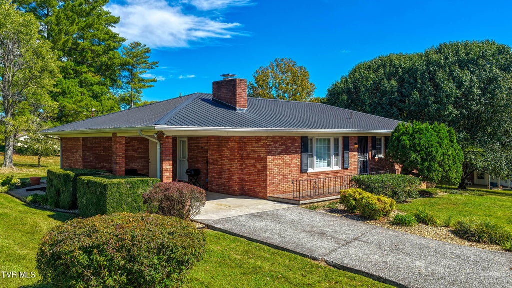 Photo of 329 Allen Drive, Bulls Gap, TN 37711 (MLS # 10001622)