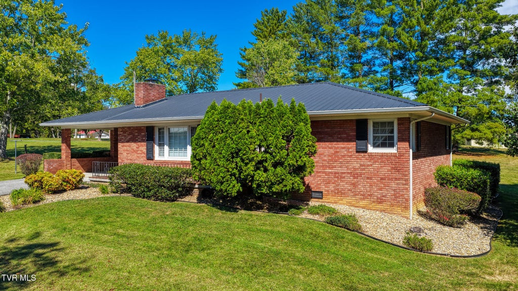 Photo of 329 Allen Drive, Bulls Gap, TN 37711 (MLS # 10001622)