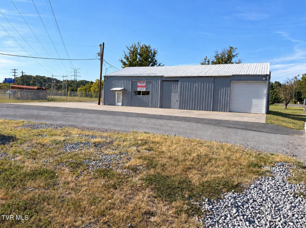 Photo of 6160 Orebank Road, Kingsport, TN 37664 (MLS # 10001005)