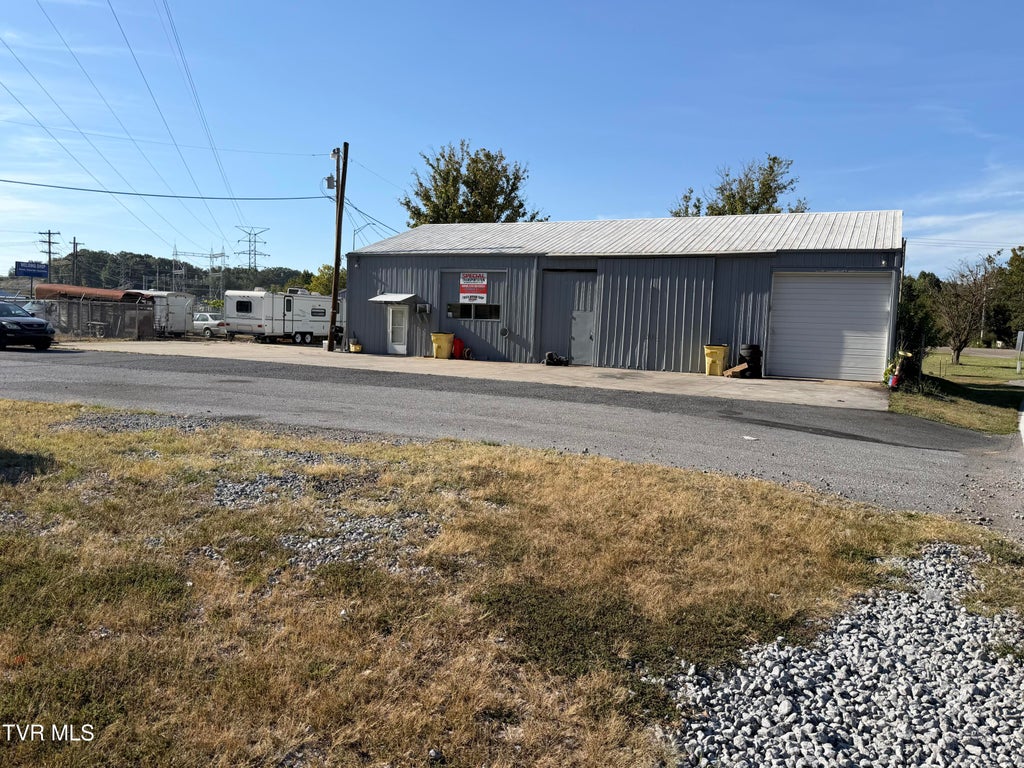 Photo of 6160 Orebank Road, Kingsport, TN 37664 (MLS # 10001005)