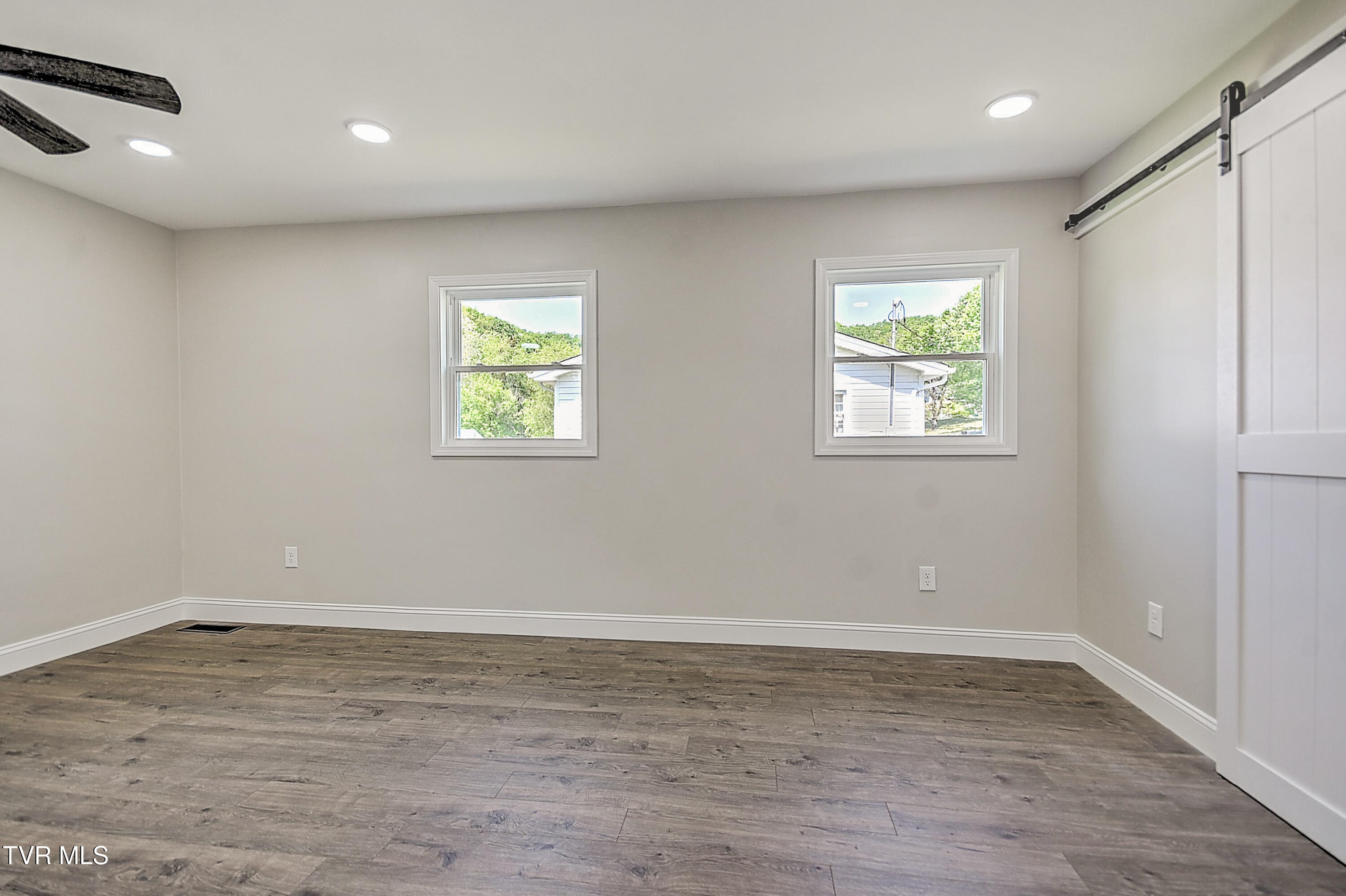 305 Blue Bonnet Drive, Bristol, Tennessee image 38