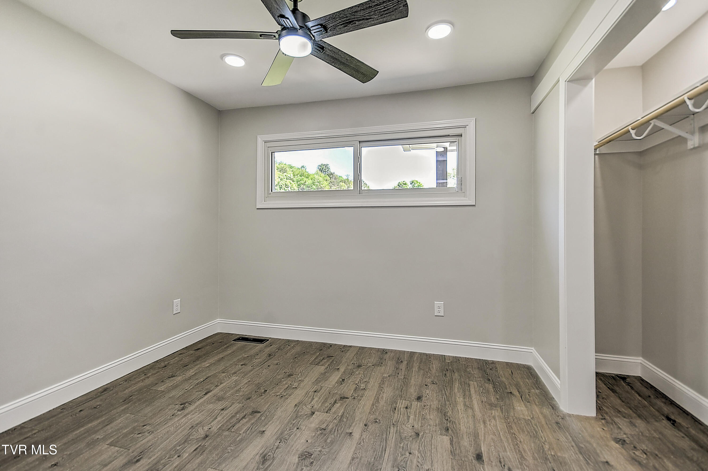 305 Blue Bonnet Drive, Bristol, Tennessee image 33